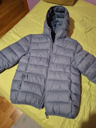 Chaqueta plumífero ligero azul