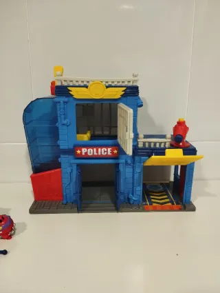 Superzings Estación de Policía con Accesorios
