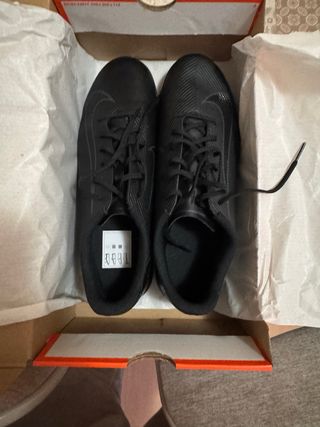 Botas Fútbol Nike VAPOR 16 CLUB TF Negras