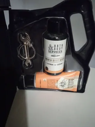 Set Aseo Hombre Bath & Body Services