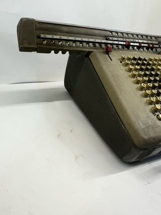 Calcolatore Elettromeccanico Monroe Vintage
