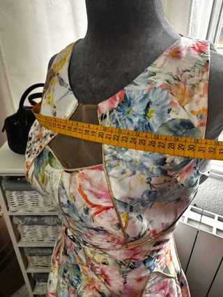 Vestido cóctel floral multicolor