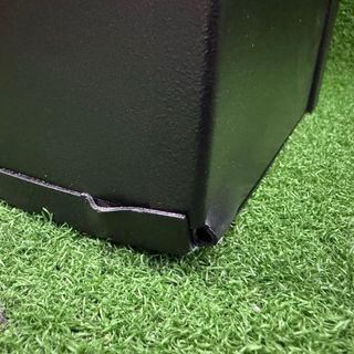 Caja Protectora Cargador EV Tera 56x27x77cm