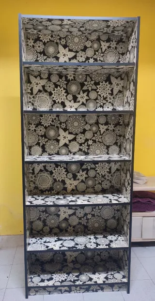 Estantería Ikea estampada