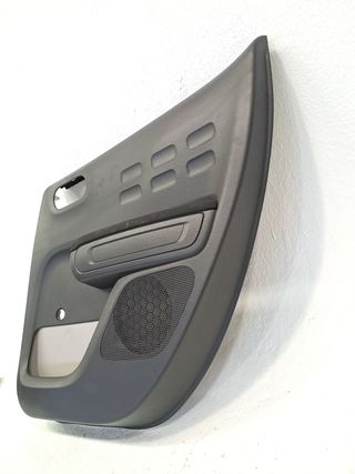 GUARNECIDO PUERTA TRASERA DERECHA CITROEN C3 (2)