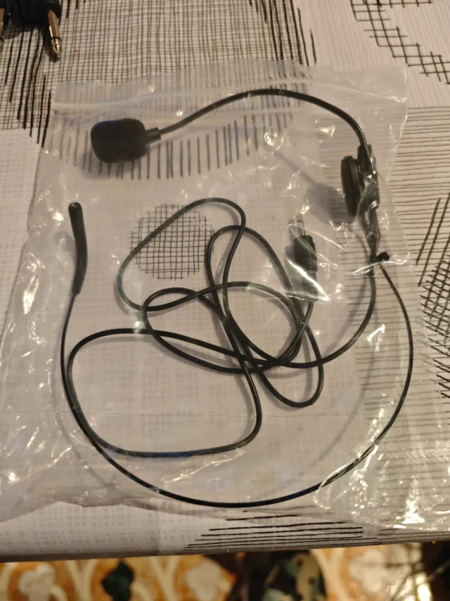 Microfoni wireless UHF FB-U35 Freeboss