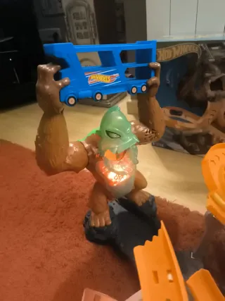 Pista Hot Wheels Roar - Juguete