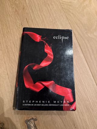 Eclipse - Book Three Of The Twilight Series