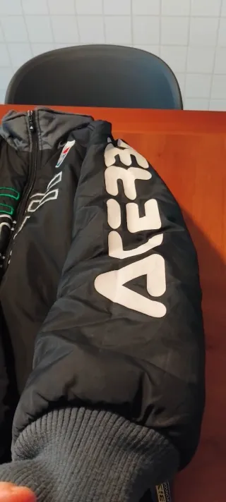 Chaquetón deportivo de niño Talla M de niño