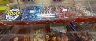 Expositores de caramelos y golosinas