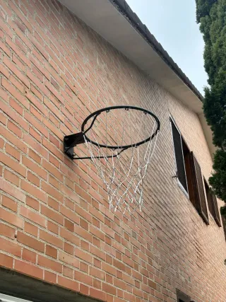Canasta de baloncesto para pared.