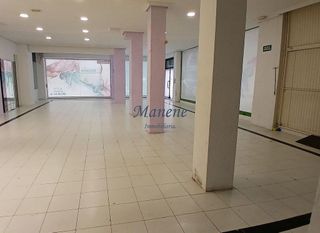 Local comercial en venta en San Pedro de Deusto-La Ribera en Bilbao
