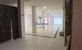 Local comercial en venta en San Pedro de Deusto-La Ribera en Bilbao