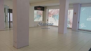 Local comercial en venta en San Pedro de Deusto-La Ribera en Bilbao