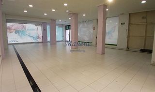 Local comercial en venta en San Pedro de Deusto-La Ribera en Bilbao