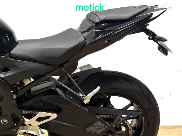 BMW S 1000 R (PACK DYNAMIC + SPORTS)