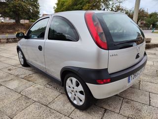 Corsa 1.7 DTI 148.000 km