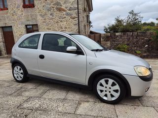Corsa 1.7 DTI 148.000 km