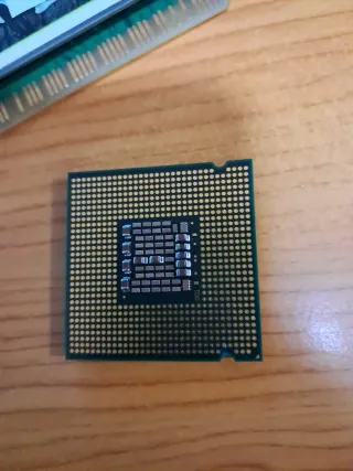 Procesador Intel Pentium D 915 SL9DA 2.80GHz