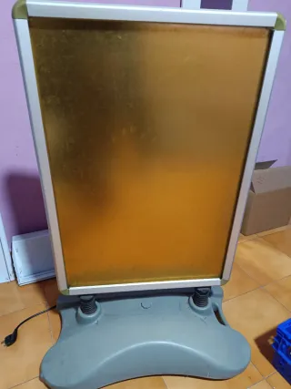 Soporte expositor publicidad doble cara