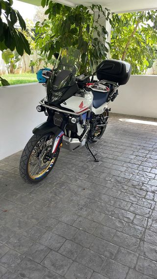 Honda Transalp XL750 (1800 KM)
