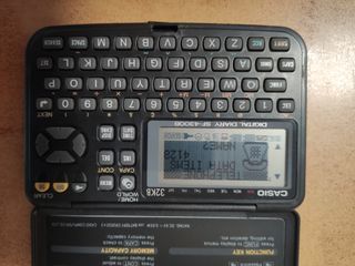 Casio SF-4300B Digital Diary 32KB Vintage