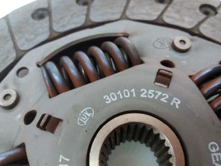 KIT EMBRAGUE RENAULT CLIO IV (3)