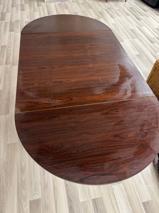 Mesa danesa ovalada extensible