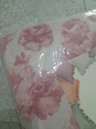 Lenzuola flanella rosa e bianco