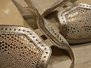 Sandalias Mendivil Oro Talla 38