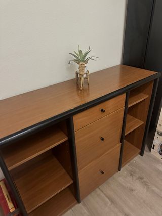 Mueble de oficina con cajon, estantes y carpeteros