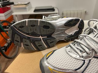 Zapatillas Asics GT-2160 Plata/Blanco/Amarillo