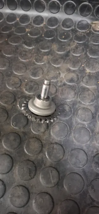 Eje centrífugo valvula Suzuki RM 125 90