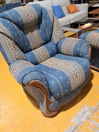 Tresillo mas butaca Clásica