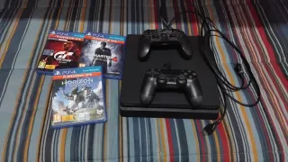 Playstation 4 con 3 giochi