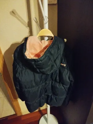 Plumas Levi's Azul Marino con Capucha , talla 12