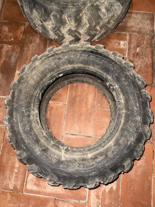 2 Neumáticos Quad Kymco 250cc