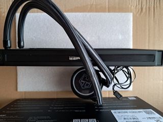 MSI MAG Coreliquid P240 Refrigeración Líquida