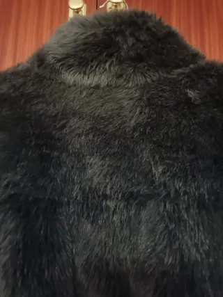 Chaquetón pelo sintético Zara Talla L