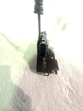 CERRADURA PUERTA DELANTERA IZQUIERDA HYUNDAI TUCSON