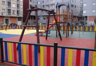 PONTEAREAS. 190.000. PISO 3 DORMITORIOS. IMPECABLE