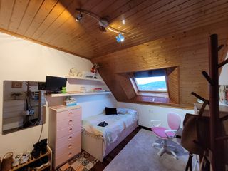 PONTEAREAS. 190.000. PISO 3 DORMITORIOS. IMPECABLE