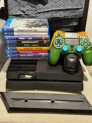 PS4 (PlayStation 4) Nera + 2 Controller + Giochi