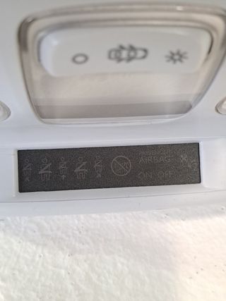 LUZ INTERIOR PEUGEOT 308 (12)