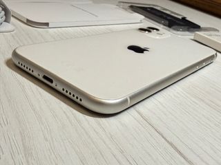 iPhone 11 128GB Bianco in Scatola Originale e Controllato