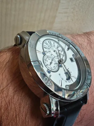 Reloj Andre Belfort Automático