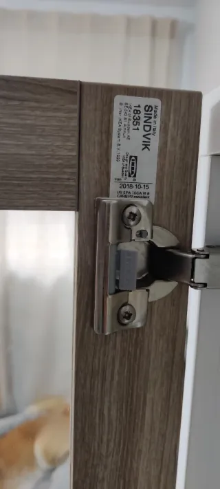 Vitrina Besta Ikea Madera y Cristal