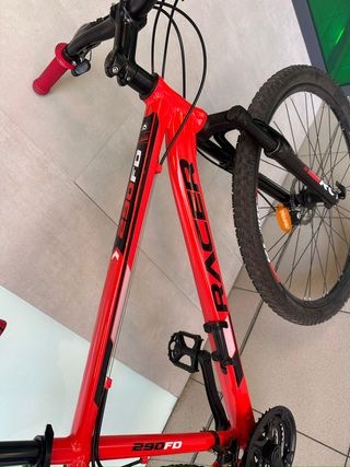 Bicicleta de Montaña Racer Roja