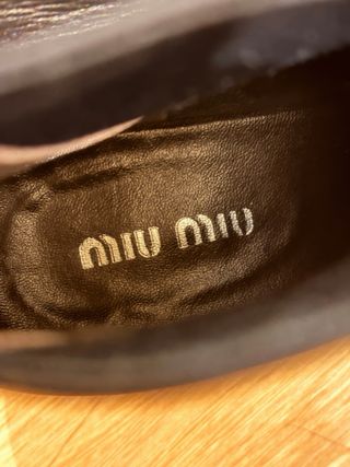 Stivaletti Miu Miu con tacco basso