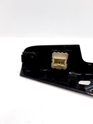 MANDO ELEVALUNAS DELANTERO IZQUIERDO FIAT TALENTO